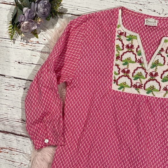 Delfina Tunic Pink Geometric Beaded Floral Resort Top - Picture 4 of 8